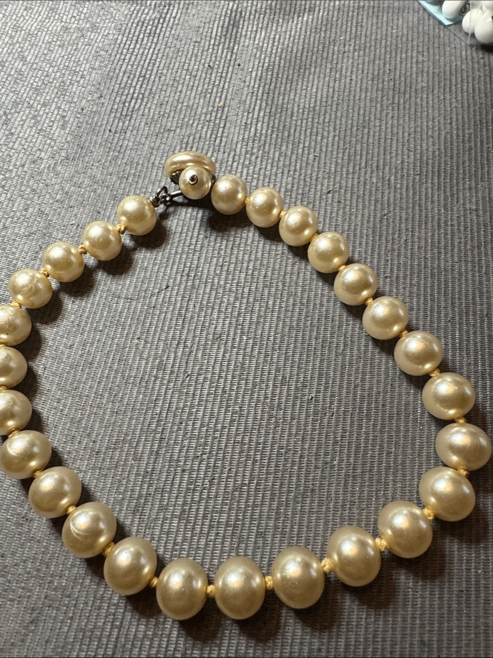 Vintage Source Unknown Gold Pearl Bead Necklace
